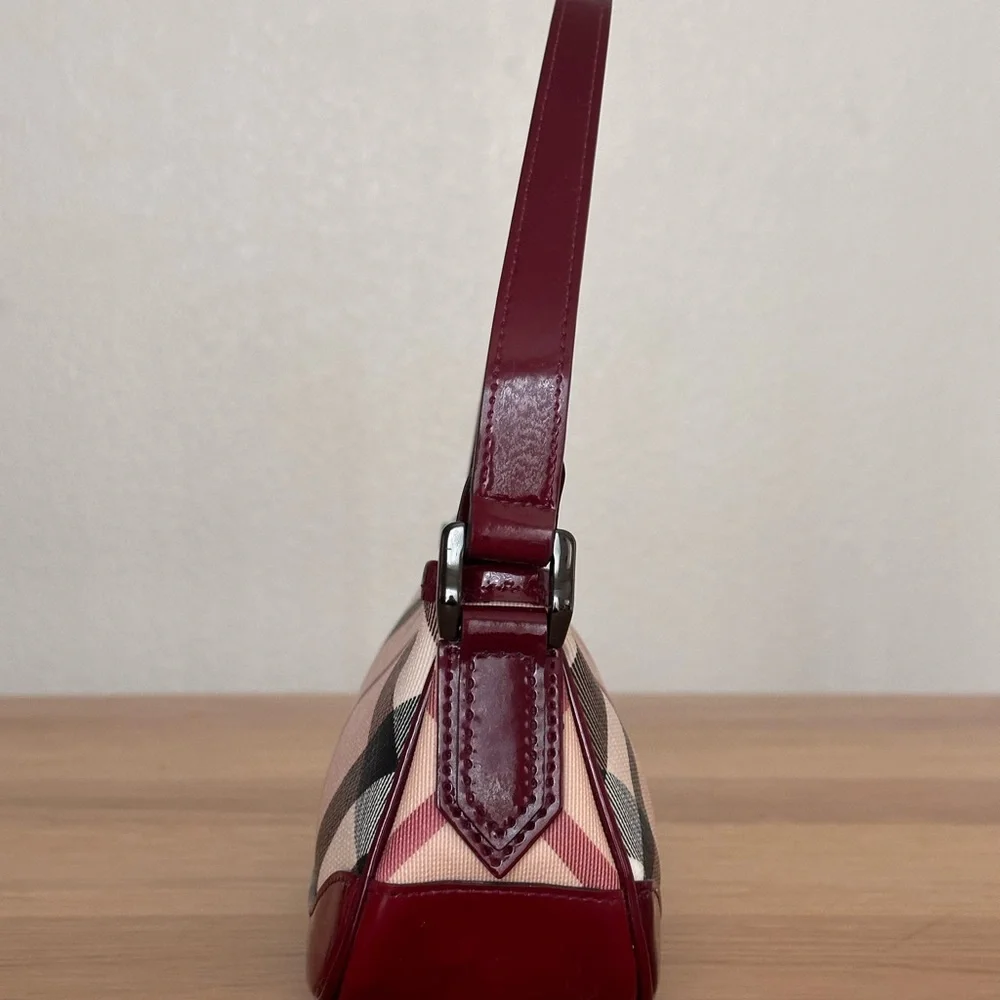 Burberry Shoulder Bag - Picture 5 of 15